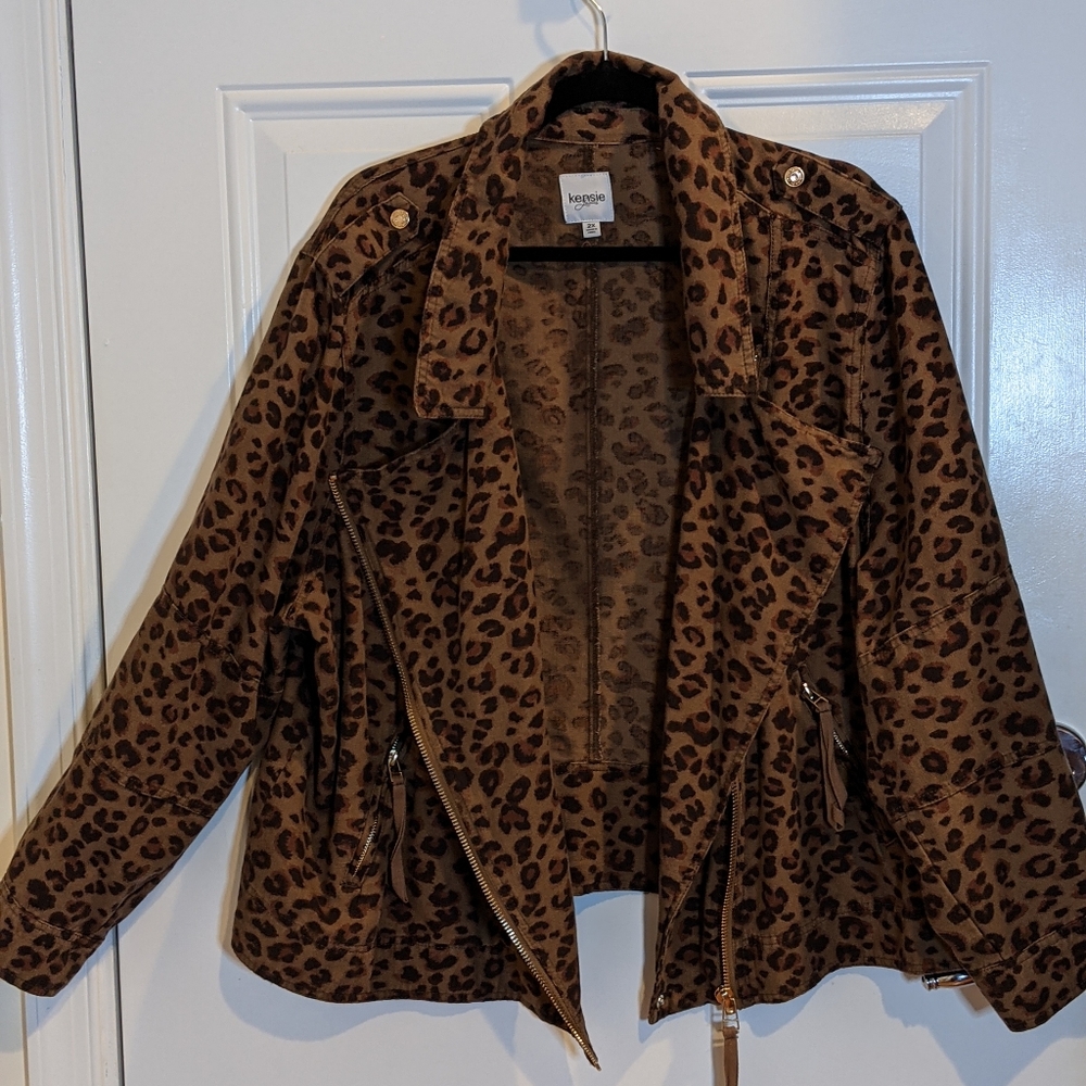 Kensie Jeans Animal print Jacket Size 2X